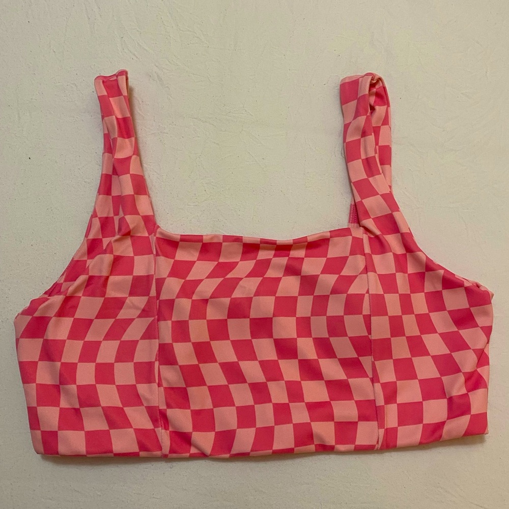 EUC Wilo Australia Pink Checkered Sports Bra